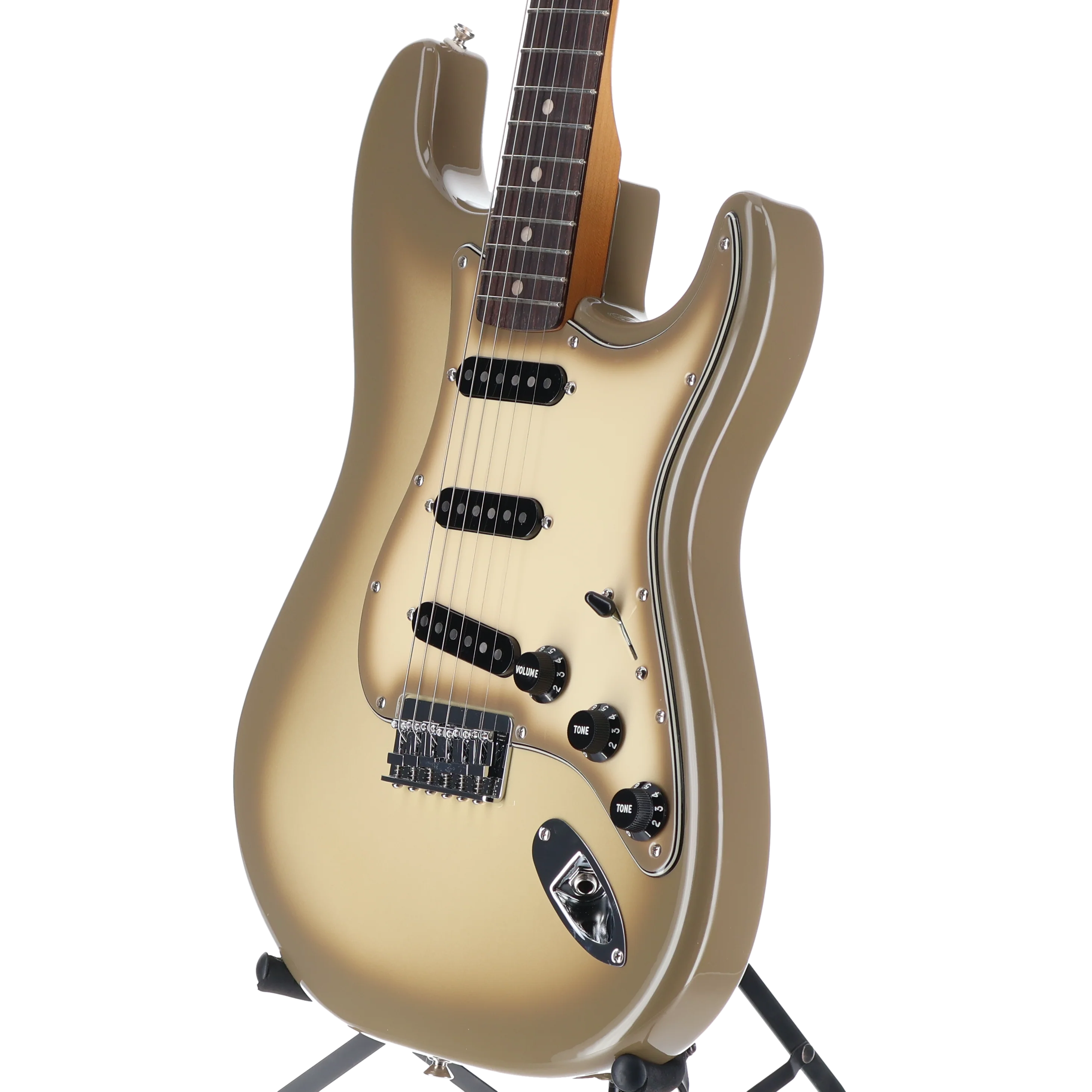 Fender 70th Anniversary Antigua Stratocaster, Antigua, Pro Setup (Y7) (40789) - Image 4