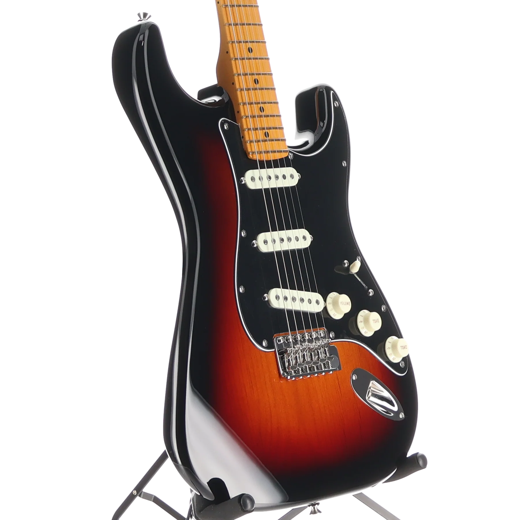 Fender American Professional Classic Stratocaster, Maple Fingerboard, 3-Color Sunburst (M7) (02645) - Image 3