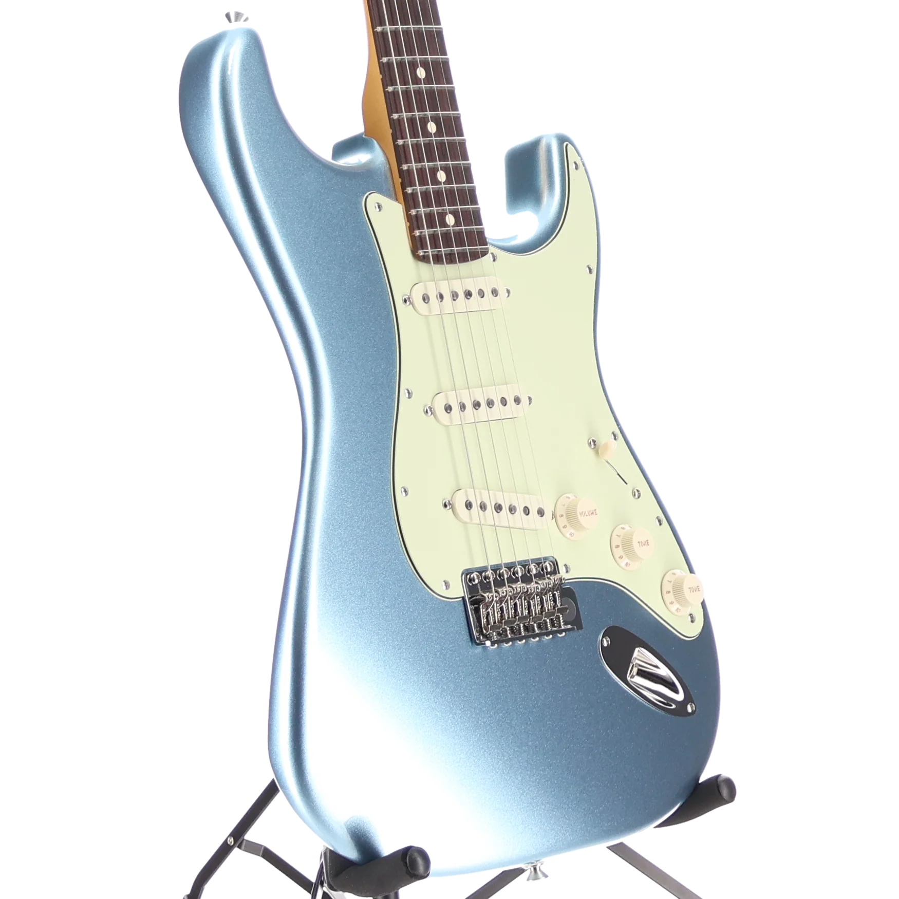Fender Limited Edition American Professional Classic Stratocaster, Rosewood Fingerboard, Mystic Ice Blue Metallic (G5) (85954) - Image 3