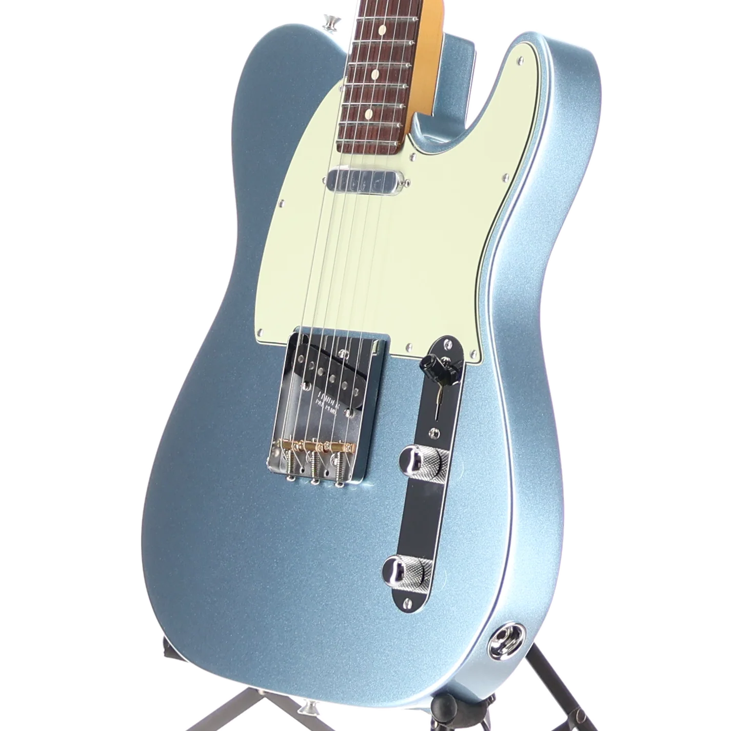 Fender Limited Edition American Professional Classic Telecaster, Rosewood Fingerboard, Mystic Ice Blue Metallic (U10) (04273) - Image 4