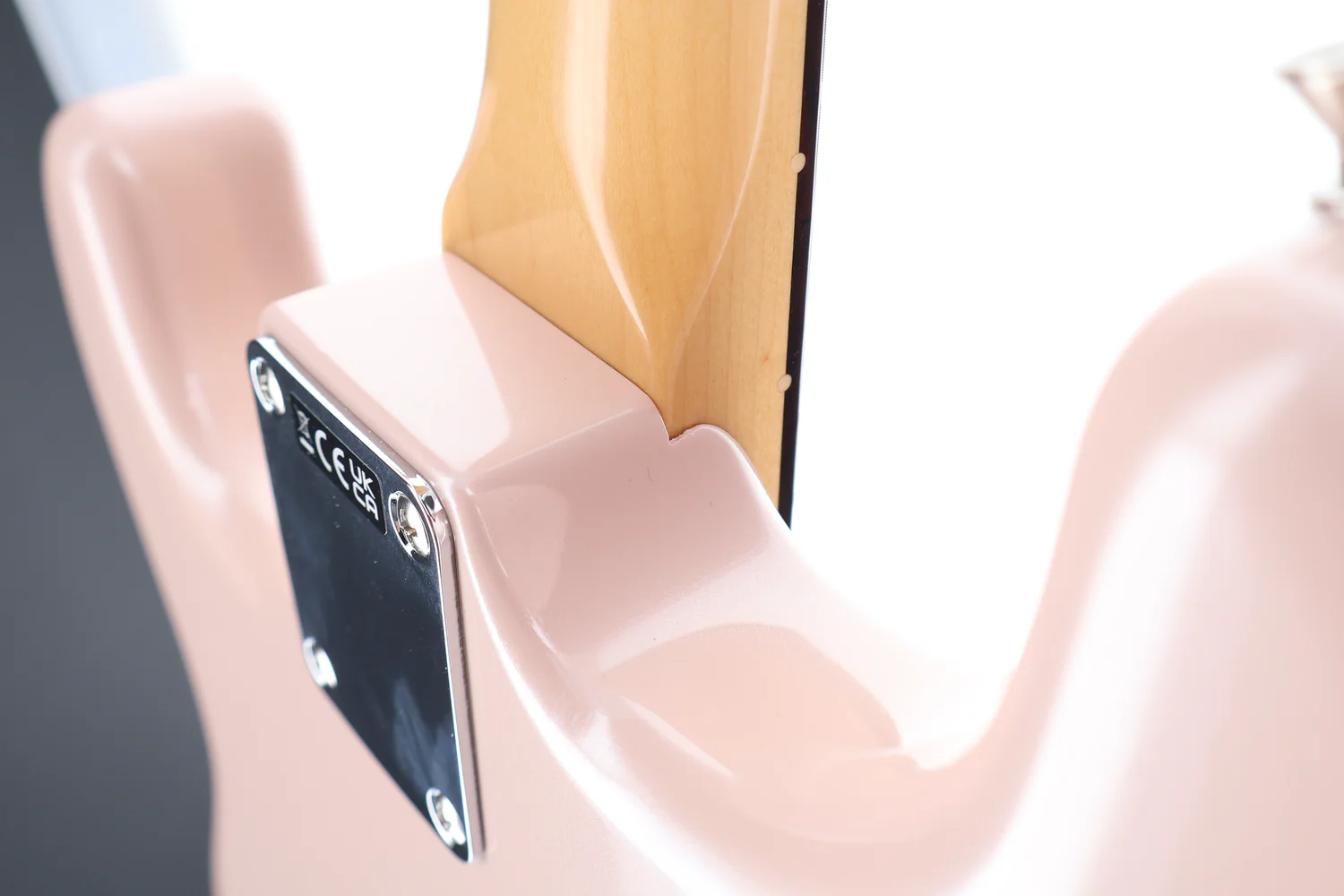 Fender Made in Japan Traditional 2025 Collection, '60s Stratocaster, Stardust Pink, Stage Ready (AA8) (26992) - Image 7