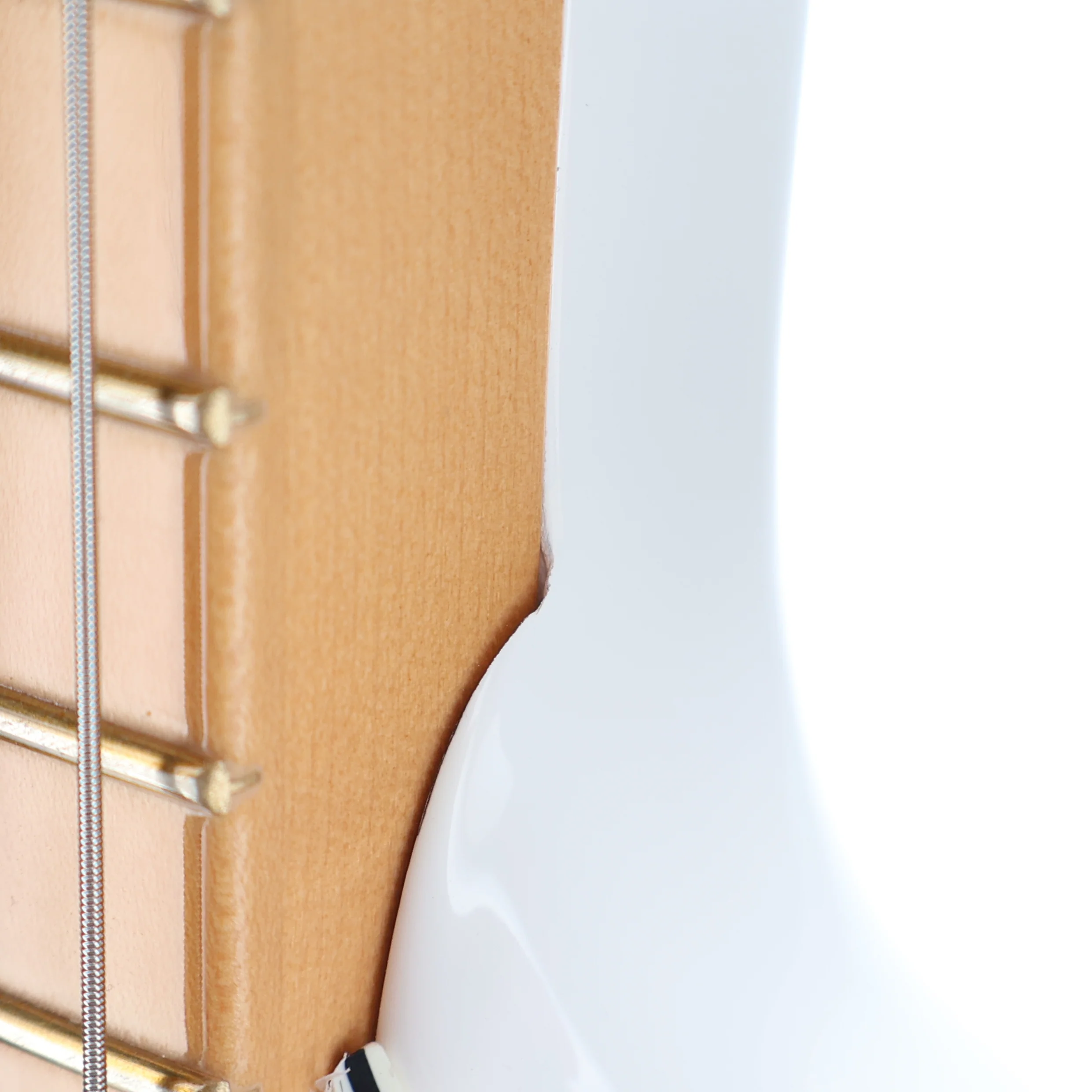 Fender Player II Mustang Bass PJ, Maple Fingerboard, Polar White (E4) (30853) - Image 7