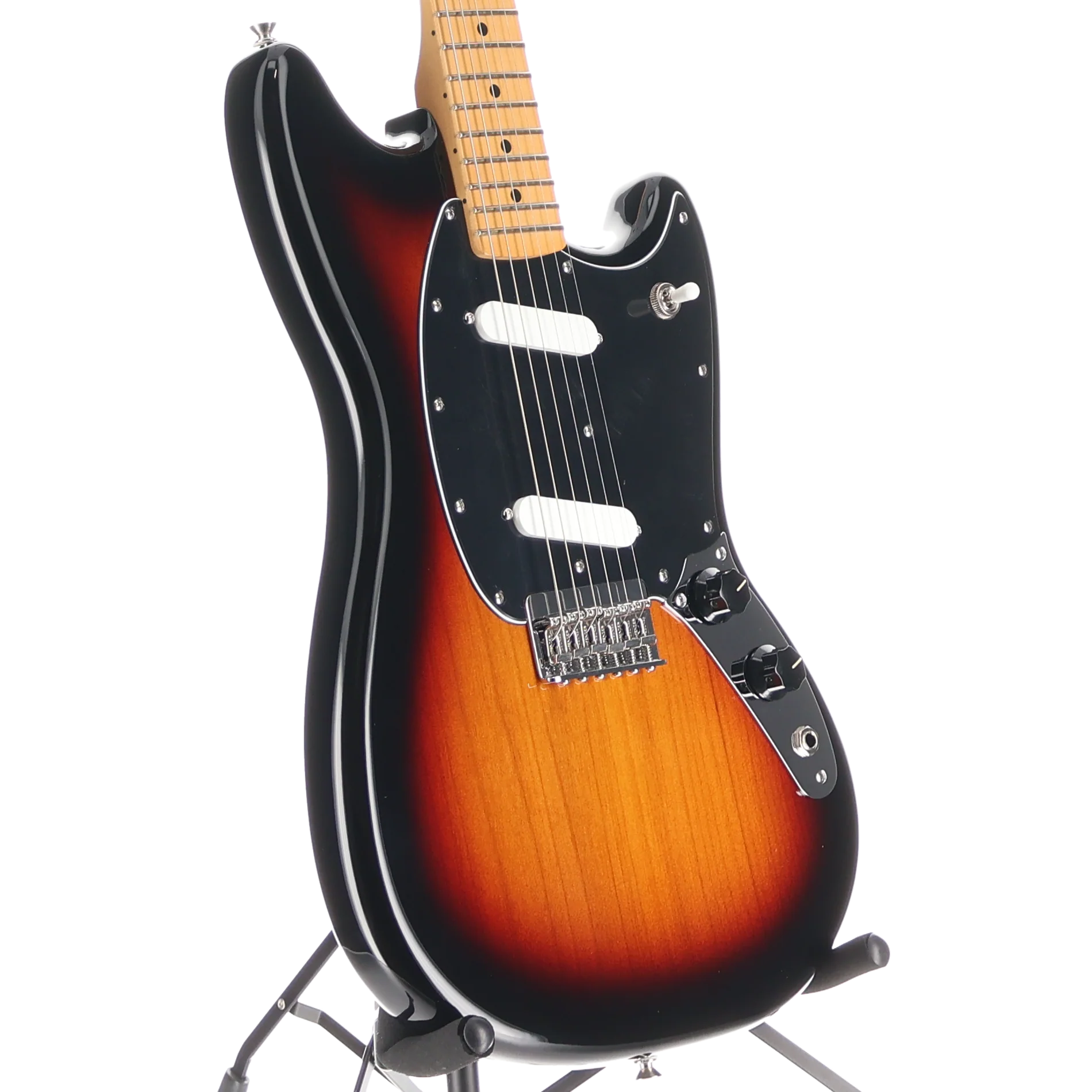 Fender Player II Mustang, Maple Fingerboard, 3-Color Sunburst (SR) (96724) - Image 3