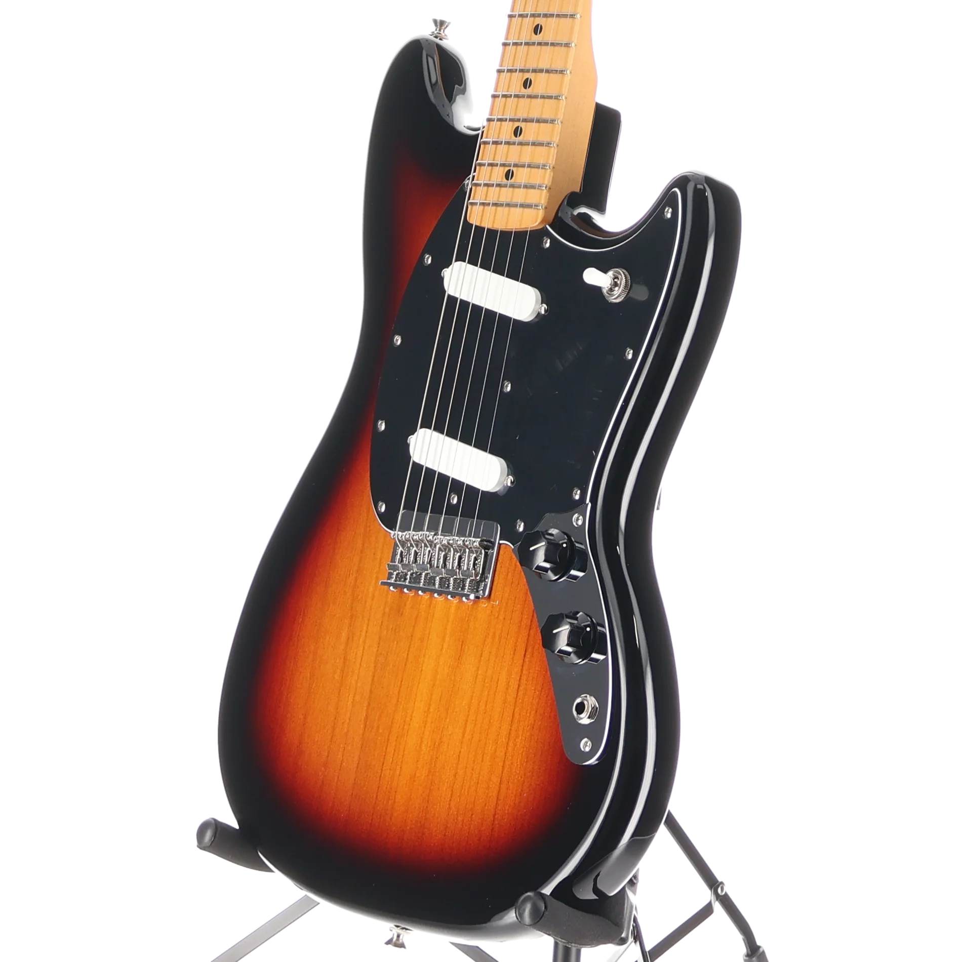 Fender Player II Mustang, Maple Fingerboard, 3-Color Sunburst (SR) (96724) - Image 4