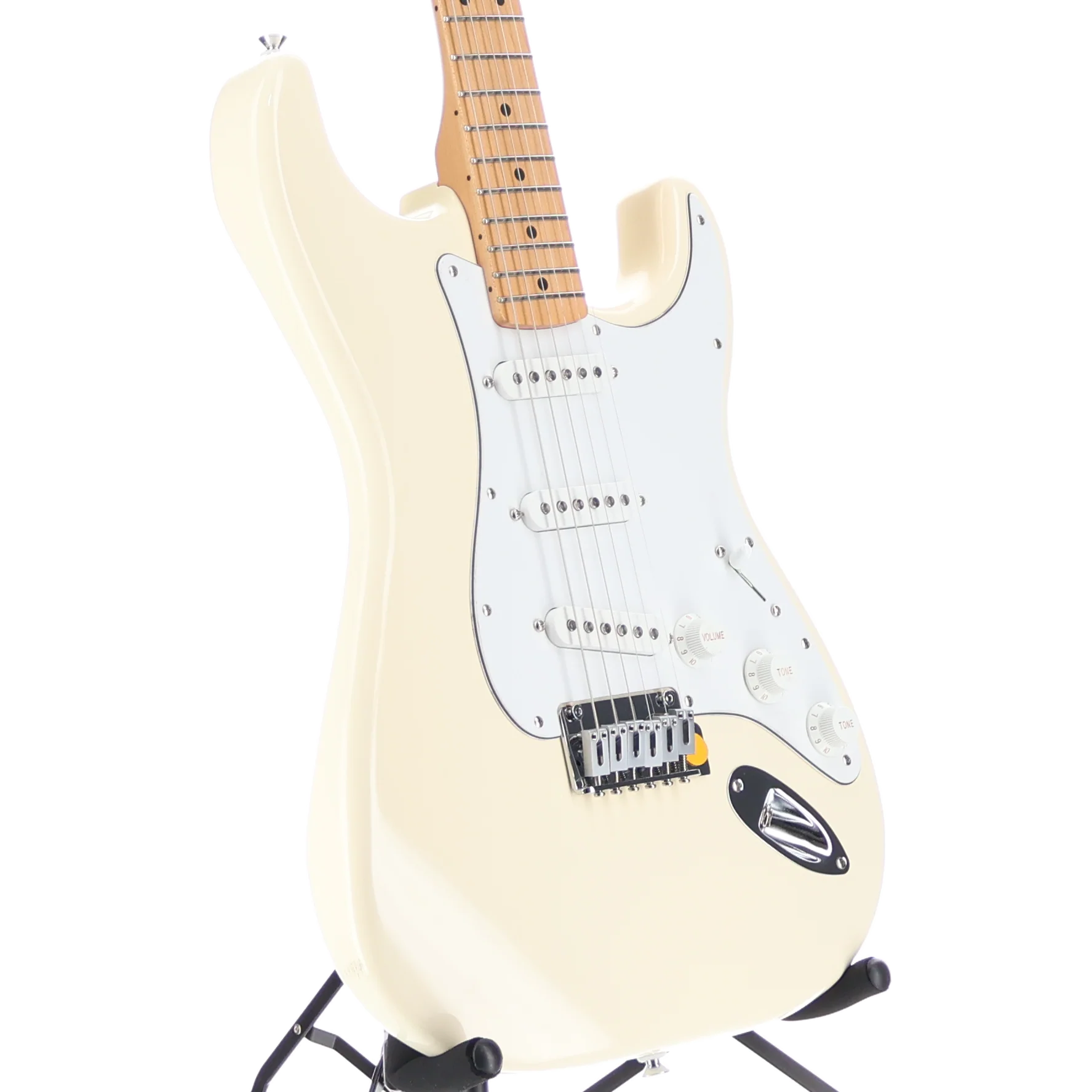 Fender Standard Stratocaster, Maple Fingerboard, White Pickguard, Olympic White (U5) (30392) - Image 3
