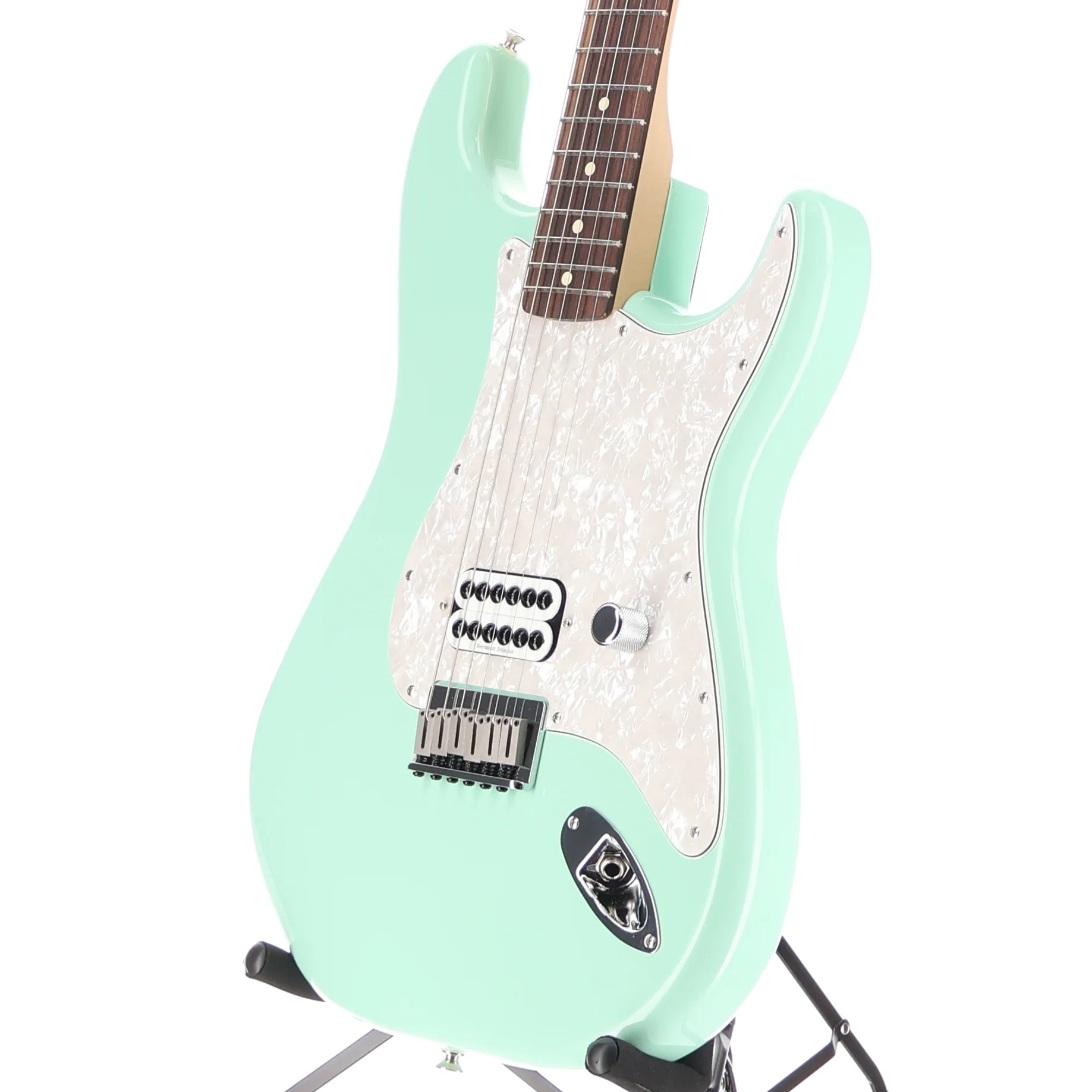 Fender Tom DeLonge Stratocaster, Surf Green, Performance Ready (E2) (54714) - Image 4