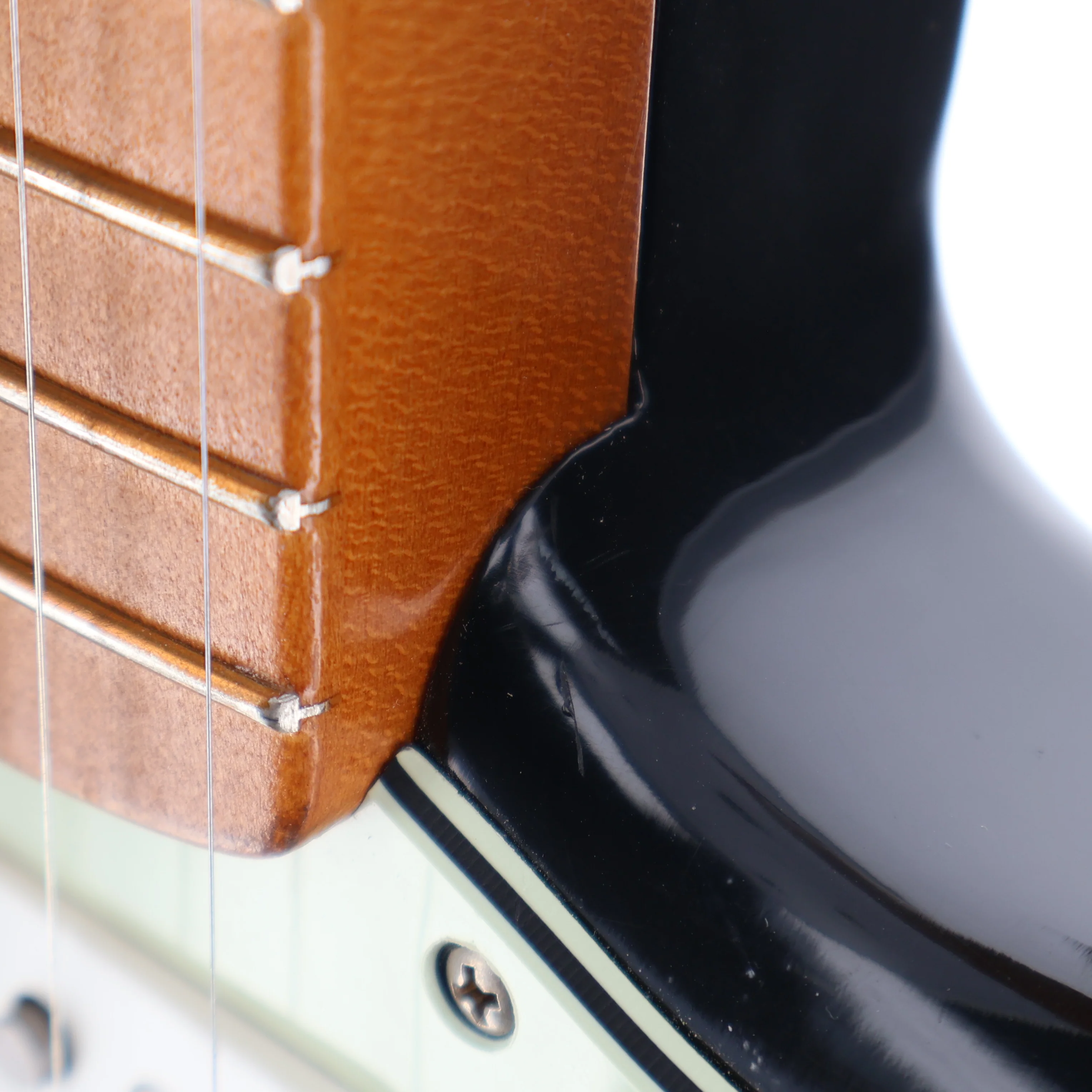 Fender Vintera® II Road Worn® '60s Stratocaster, Black, Plays Great (RC3) (96387) - Image 7
