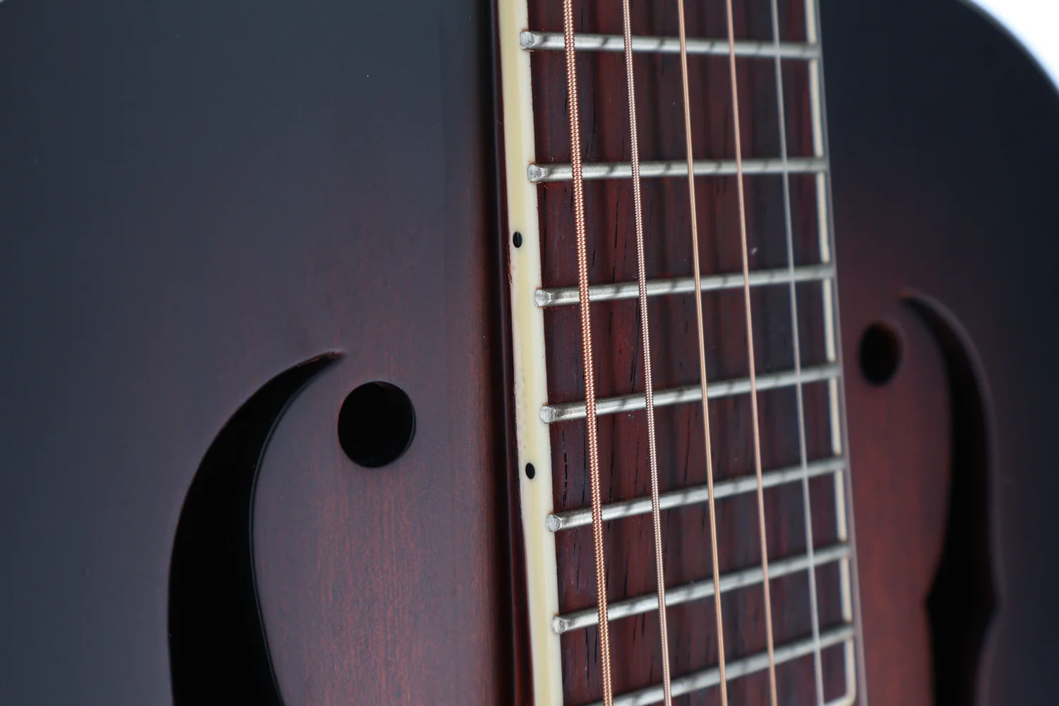 Gretsch G9240 Alligator Round-Neck, Mahogany Body Biscuit Cone Resonator Guitar, 2-Color Sunburst (G3) (52015) - Image 7