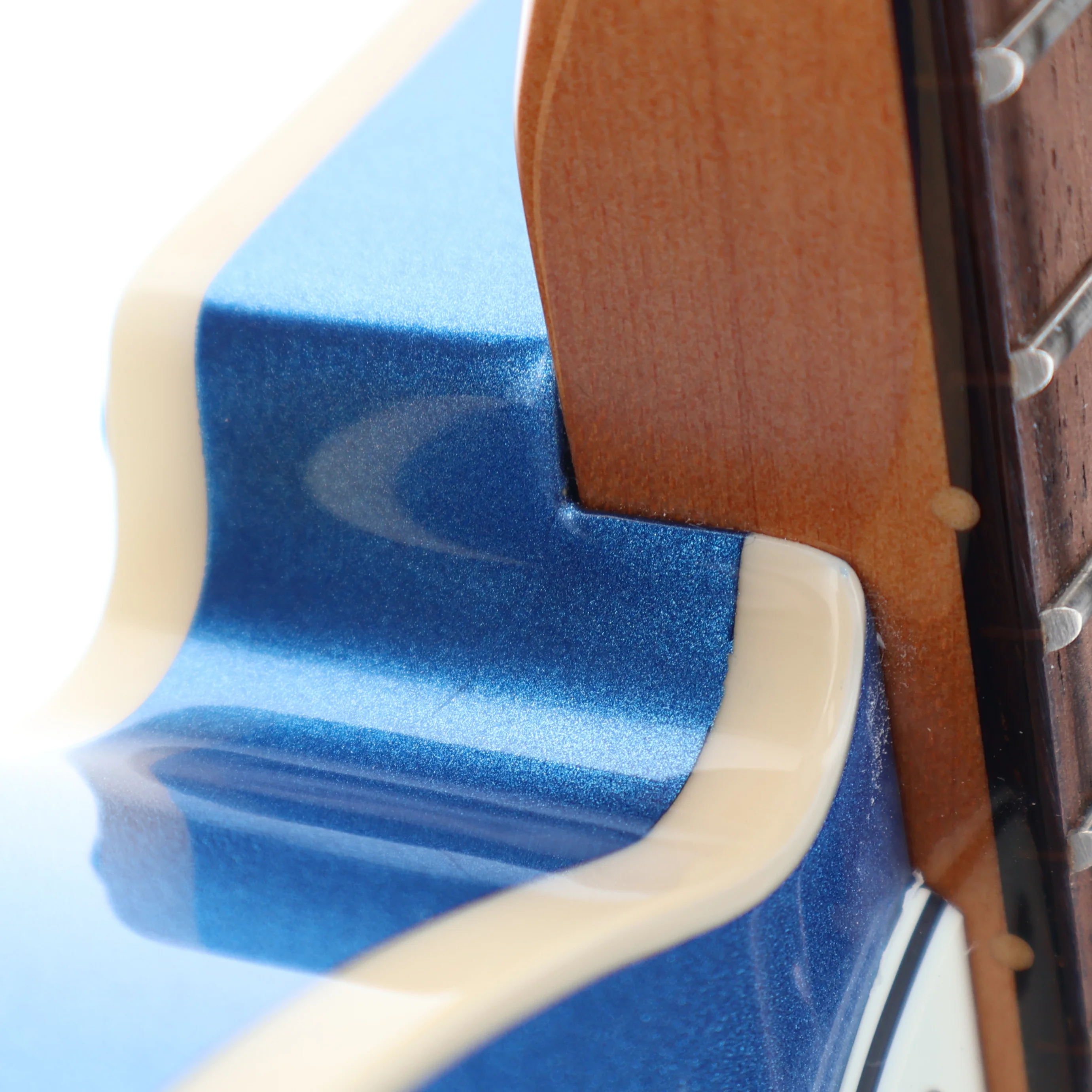 Squier Classic Vibe Custom Telecaster SH with Bigsby, Parchment Pickguard, Lake Placid Blue (SR) (09060) - Image 7