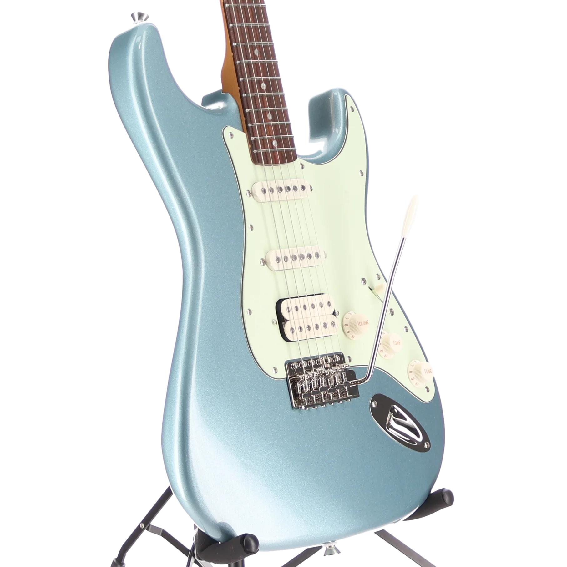 Squier FSR Classic Vibe '60s Stratocaster HSS, Laurel Fingerboard, Mint Pickguard, Ice Blue Metallic (J6) (02365) - Image 3